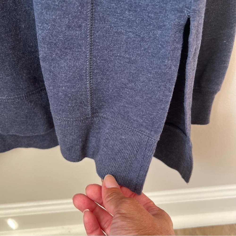 Wildfox SOCIAL Statement Sweatshirt Side Slit Comfort Loungewear Casual Navy L - Picture 4 of 8